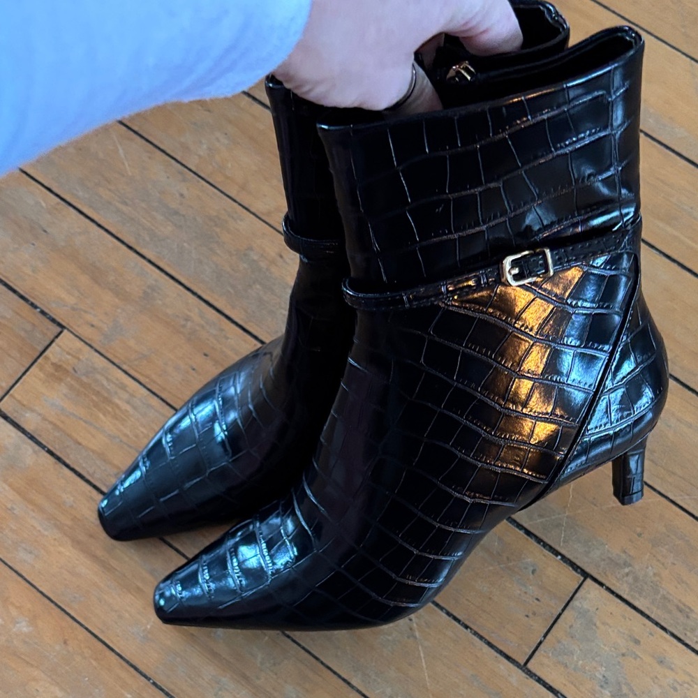 NWOT Zara Black faux crocodile kitten heel bootie. Never worn! - Picture 14 of 15